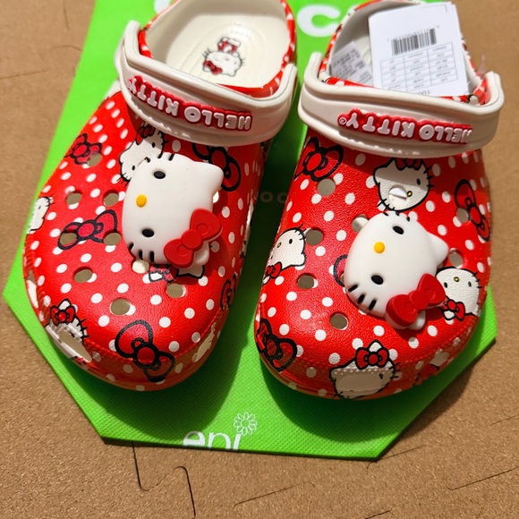 CROCS Red and White Kids' Character Clogs4/6 - Picture 4 of 4